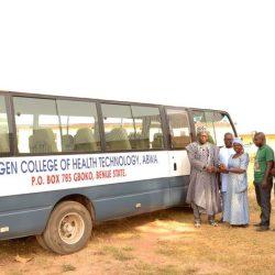 People-bus-and-buildings-at-Mbagen-College-of-Health-Technology-MCHT-Abwa-