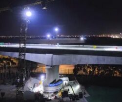 China’s First 10,000-Tonne Rotating Bridge Elegantly Spans a Maglev Line 1000012859