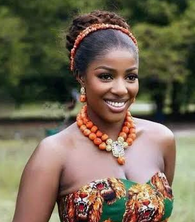Phones and Internet Among Nigerian Women Phones and Internet Among Nigerian Women